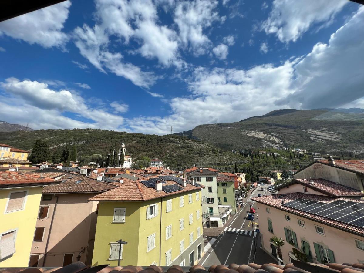 Studio Apartments Baia Azzurra 7 Torbole Sul Garda ภายนอก รูปภาพ