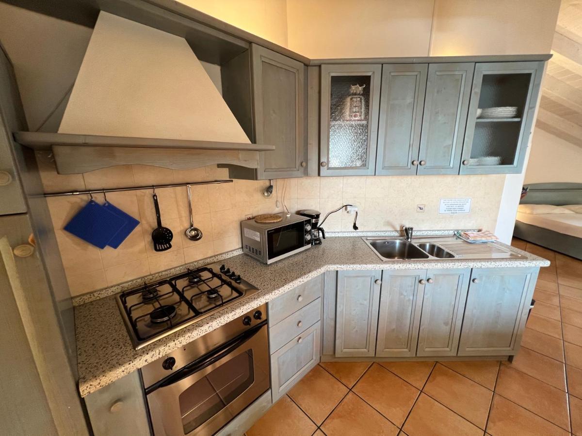 Studio Apartments Baia Azzurra 7 Torbole Sul Garda ภายนอก รูปภาพ